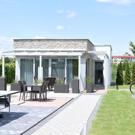 Hotel Harmony Medical & Wellness-Free Parking, 1,8Km From The Center Kroměříž Rum bild
