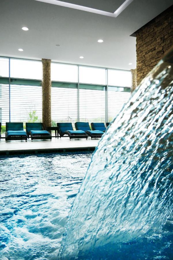 Hotel Harmony Medical & Wellness-Free Parking, 1,8Km From The Center Kroměříž Exteriör bild