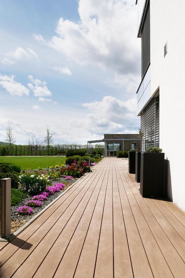 Hotel Harmony Medical & Wellness-Free Parking, 1,8Km From The Center Kroměříž Exteriör bild